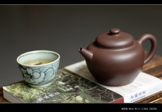 紫砂壶图片:美壶特惠 优质紫泥 厚重古朴 全手明式摹古 - 美壶网
