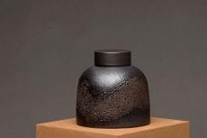 紫砂壶图片:美壶定制  新颖茶叶罐 密封性好 古朴雅致 - 美壶网