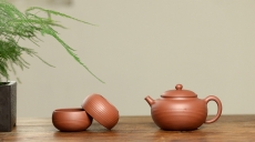 紫砂壶图片:于洪霞丙申夏全手作品 饱满圆润 率真线韵~ 做工精致 怡圆套组 - 全手工紫砂壶网