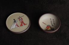 紫砂壶图片:美杯特惠 我的意中人是盖世英雄 精品泥绘品茗杯 杯垫一套 送礼自用佳品 - 美壶网