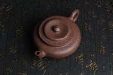 紫砂壶图片:美壶特惠 油润五彩紫泥精致矮莲灯  - 美壶网