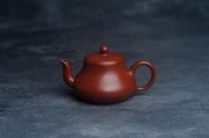 紫砂壶图片:美壶特惠 优质朱泥孟臣款小品君德壶 茶人醉爱 - 美壶网