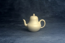 紫砂壶图片:美壶特惠 纯净本绿梨形壶 茶人醉爱 - 美壶网