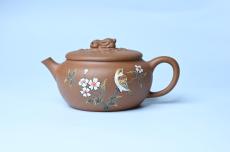 紫砂壶图片:美壶特惠 优质降坡泥花鸟听兔壶 茶人醉爱 - 美壶网