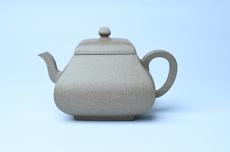 紫砂壶图片:美壶中秋国庆特惠 精工老段泥四方君德公道壶 独孔 茶人醉爱 - 美壶网