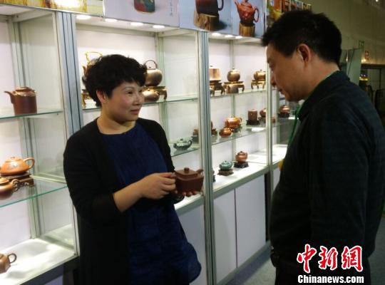 50余位国家级紫砂工艺美术大师作品武汉国际茶博会“斗艳”