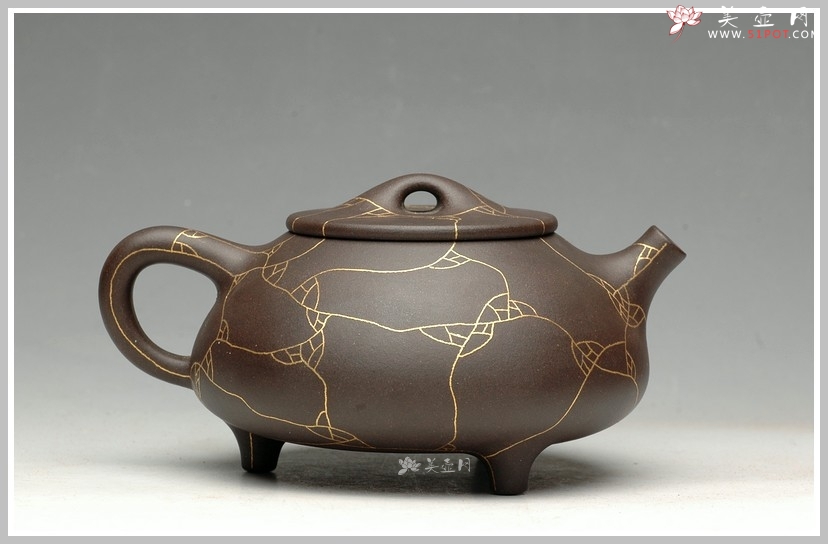 紫砂壶图片：镶纯金 另类奢华 金纹石瓢 - 美壶网
