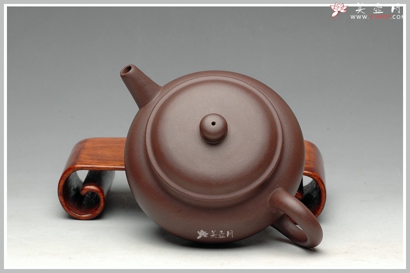 紫砂壶图片：老紫泥 杀茶利器 摹古之作 全手涌泉 - 宜兴紫砂壶网
