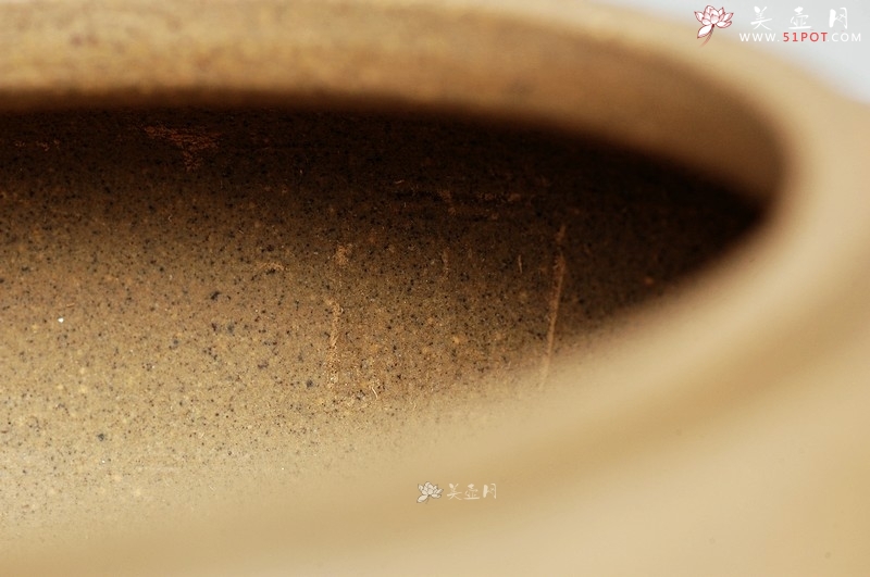紫砂壶图片：漂亮的本山段 养如玉 适合绿茶  全手玉璧 - 宜兴紫砂壶网