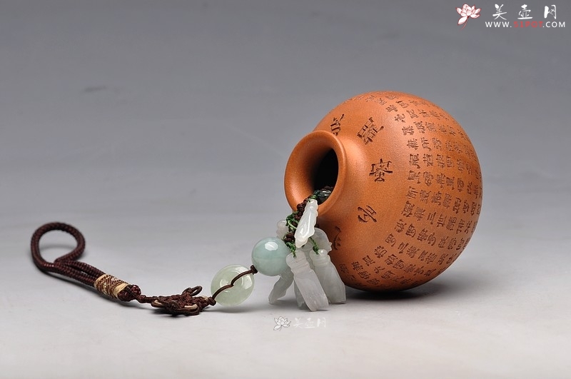 紫砂壶图片：全手心经花瓶 另类风格 玩味 - 美壶网