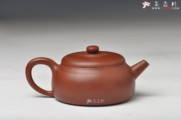 紫砂壶图片：杀茶利器 适合绿茶 全手润泉 - 宜兴紫砂壶网