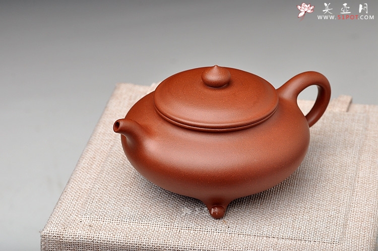 紫砂壶图片：适合绿茶 纤秀可人 三足扁樱 - 美壶网