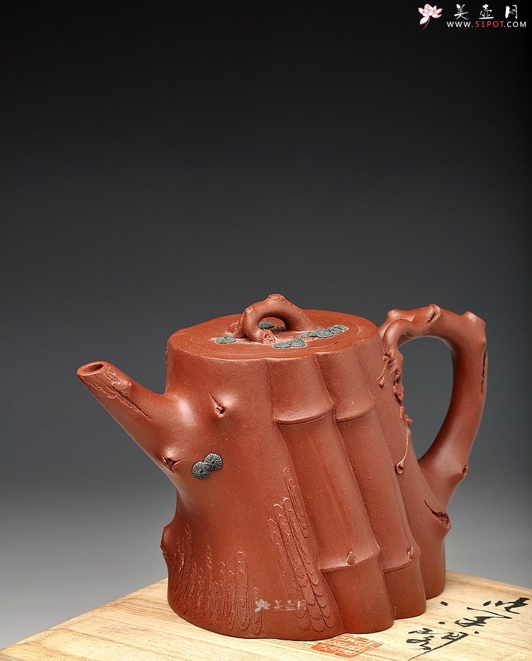 紫砂壶图片：单志萍2013全手工大赛同款作品 舞动之魅 全手三友祝福 - 宜兴紫砂壶网