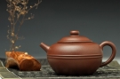 紫砂壶图片:陈腐老紫泥 全手小腰线 单片折肩 明清遗风 - 宜兴紫砂壶网