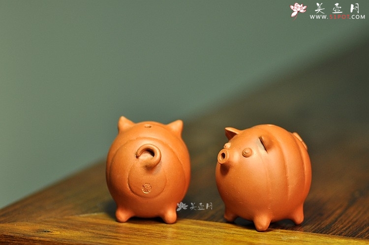 紫砂壶图片：全手工茶宠 文房水注~ 独角兽和短嘴小猪~ - 宜兴紫砂壶网