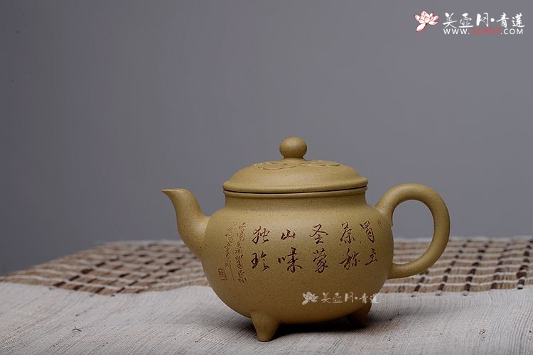 紫砂壶图片:传统典 器型周正端庄 文气刻绘 大彬 - 美壶网