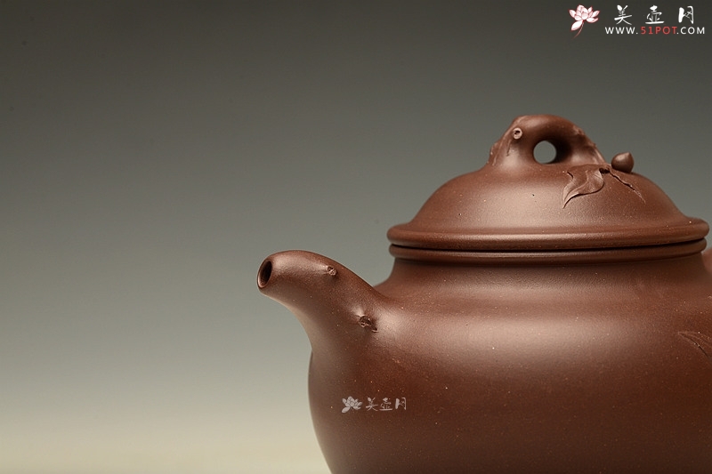 紫砂壶图片：大品花货 寓意吉祥 全手大寿桃 饱满大气 - 宜兴紫砂壶网