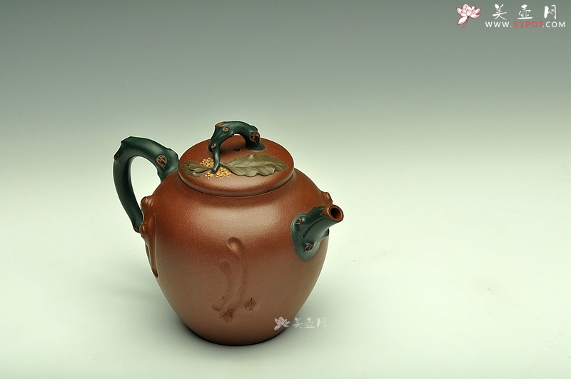 紫砂壶图片：三色装饰 贴塑精彩~ 桂花香二式 孙伟强张新亚合作 - 宜兴紫砂壶网