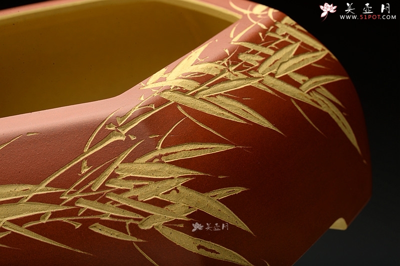 紫砂壶图片：陆轶舟代表作 全手六方水洗  刀法精炼层次分明 - 美壶网