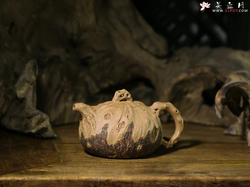 紫砂壶图片：手捏树桩龚春壶 - 宜兴紫砂壶网