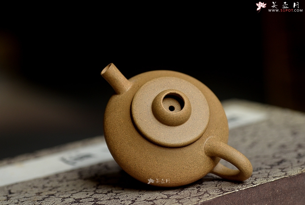 紫砂壶图片：美壶特惠 杀茶利器  茶人爱 可人小壶 巨轮  - 美壶网