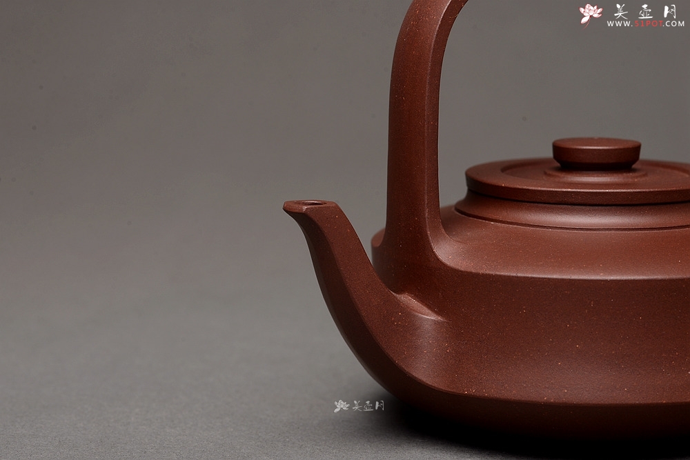 紫砂壶图片：钱建荷作品 全手经典提璧 精工典范 纯正底槽青 神韵犹存 - 宜兴紫砂壶网