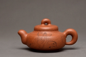 紫砂壶图片:精品 道洪风格 出水如柱 全手玉璧 获奖作品 - 宜兴紫砂壶网