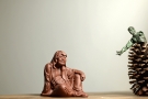 紫砂壶图片:手工雕塑 静~ 自在罗汉 做工精细 廖生塔作品~ - 宜兴紫砂壶网
