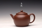紫砂壶图片:徐正涛丙申春全手新作 摹古精品 造型简练 高线 清新优雅 - 宜兴紫砂壶网