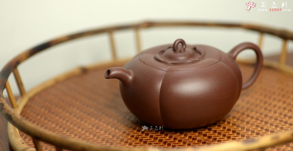 紫砂壶图片：潘丹初丙申夏精品 筋囊花货 全手玉柿二式 秀美逸品 爱不释手的精品 - 宜兴紫砂壶网