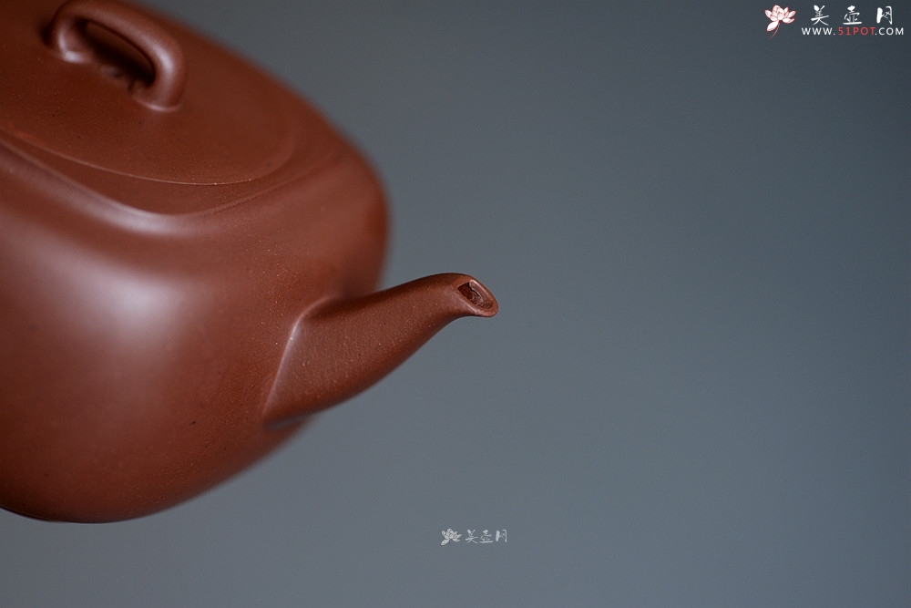 紫砂壶图片：于洪跃丙申夏 全手新作 谦谦之风 方不至刚圆不至柔 君正  - 宜兴紫砂壶网