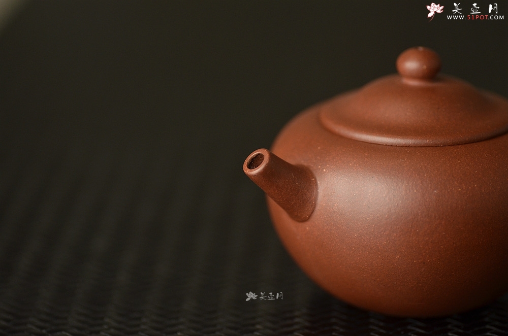 紫砂壶图片：美壶特惠 耐品实用 笠帽  茶人最爱 - 宜兴紫砂壶网
