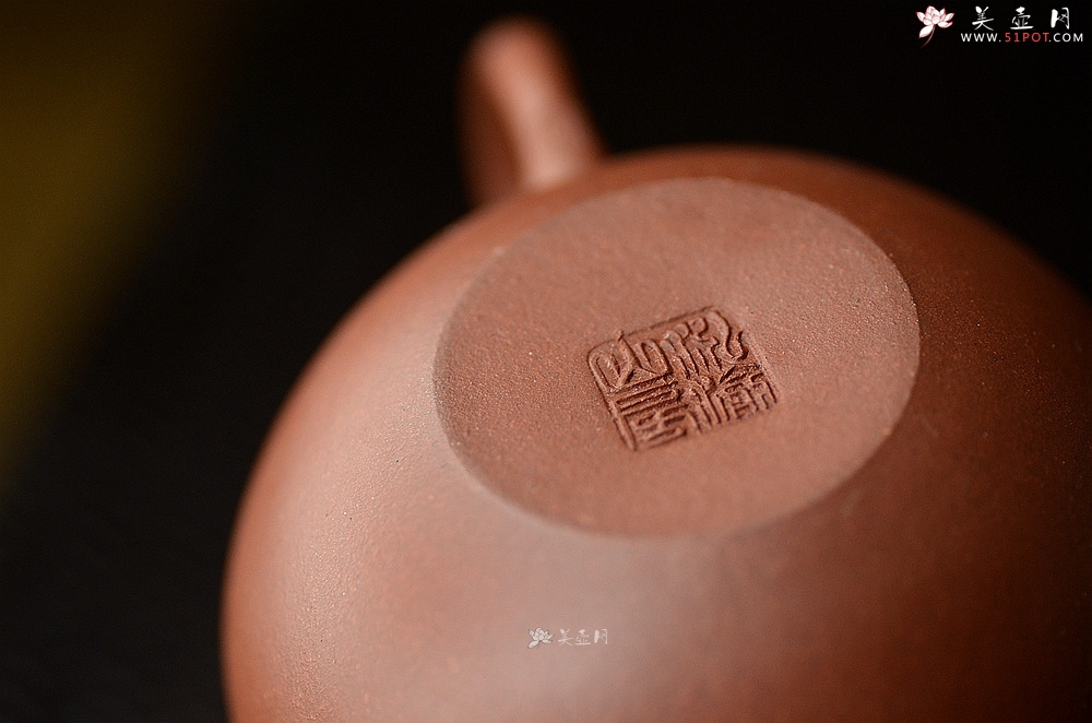 紫砂壶图片：美壶特惠 耐品实用 笠帽  茶人最爱 - 宜兴紫砂壶网