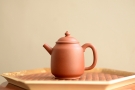 紫砂壶图片：美壶特惠 茶人最爱 实用耐品 炮管直流 红执 - 宜兴紫砂壶网