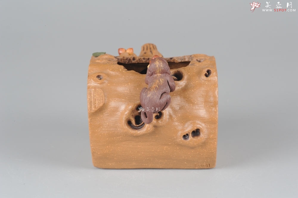 紫砂壶图片：树桩美猴公道杯 - 美壶网