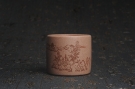 紫砂壶图片:美杯特惠 精品好泥好工好刻雅致厚实品茗杯 缸杯 山居图 - 宜兴紫砂壶网