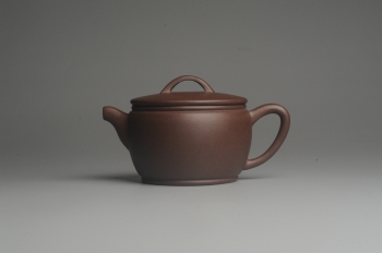 紫砂壶图片:美壶特惠 精致黑星老紫泥汉瓦 茶人醉爱 - 宜兴紫砂壶网