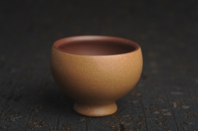 紫砂壶图片:美杯国庆特惠 精品好泥好工雅致特厚实主人杯 茶人醉爱 - 美壶网