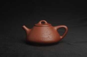 紫砂壶图片:特好底曹青 全手工小子冶石瓢 品一壶香茗做半日神仙 装饰特文气 期待与亲结缘 - 宜兴紫砂壶网