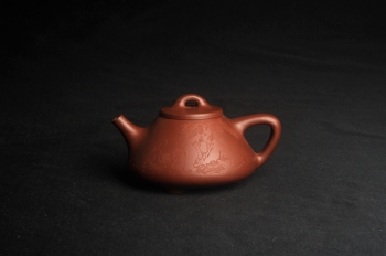 紫砂壶图片:特好底曹青 全手工品茗悟道小子冶石瓢 装饰特文气 期待与亲结缘 - 宜兴紫砂壶网