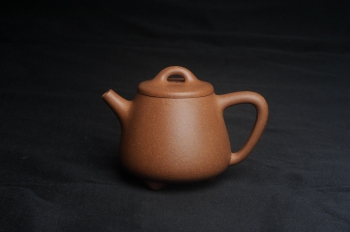 紫砂壶图片:美壶特惠 油润老段泥精致高石瓢紫砂茶壶 茶人醉爱 - 宜兴紫砂壶网