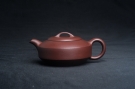 紫砂壶图片:美壶特惠 油润老紫泥汉君壶 茶人醉爱 - 宜兴紫砂壶网