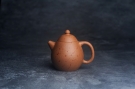 紫砂壶图片:美壶特惠 特好桃花段泥龙蛋紫砂壶 茶人醉爱 - 宜兴紫砂壶网