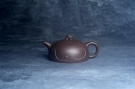 紫砂壶图片:美壶特惠 特好老紫泥半月壶 茶人醉爱 - 宜兴紫砂壶网
