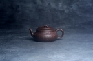 紫砂壶图片:美壶特惠 特好老紫泥墨梅壶 茶人醉爱 - 宜兴紫砂壶网