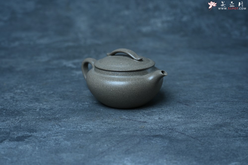 紫砂壶图片：美壶特惠 特好芝麻绿泥云帆紫砂壶 茶人醉爱 - 宜兴紫砂壶网