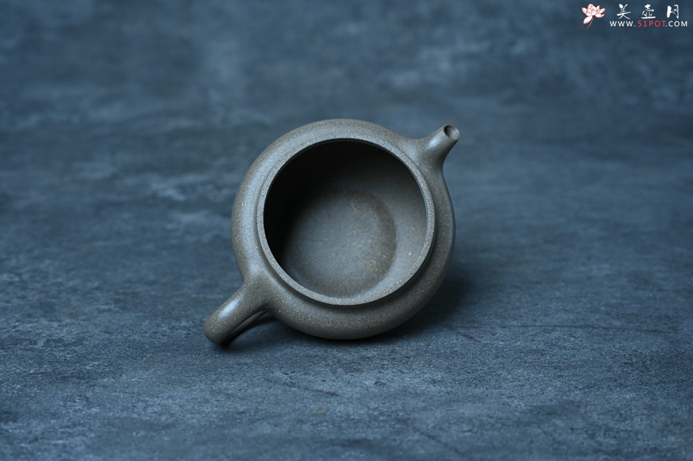 紫砂壶图片：美壶特惠 特好芝麻绿泥云帆紫砂壶 茶人醉爱 - 宜兴紫砂壶网