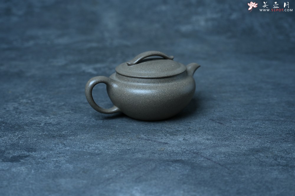 紫砂壶图片：美壶特惠 特好芝麻绿泥云帆紫砂壶 茶人醉爱 - 宜兴紫砂壶网