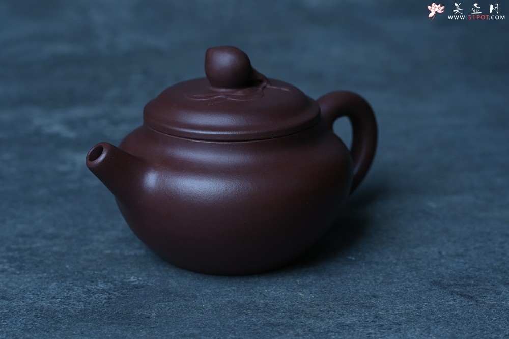 紫砂壶图片：特好老紫泥全手工寿桃壶 茶人醉爱 - 宜兴紫砂壶网