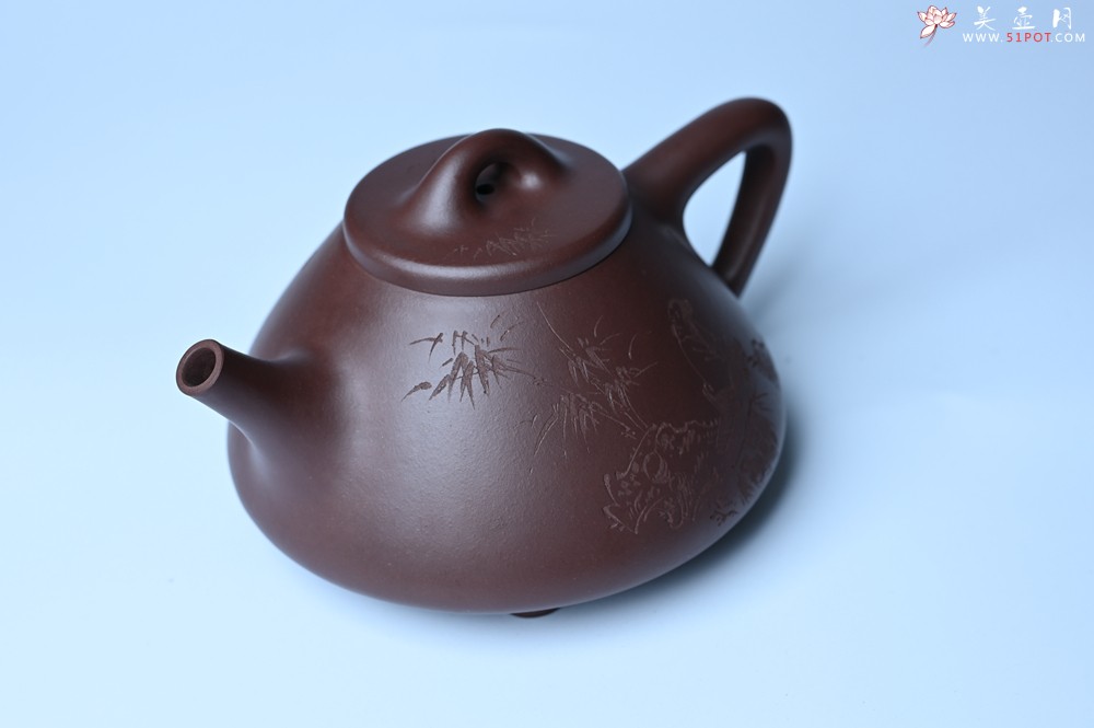 紫砂壶图片：潜力股周小培 特好全手工底槽清子冶石瓢 助工装饰 一片冰心在玉壶 特文气 - 宜兴紫砂壶网
